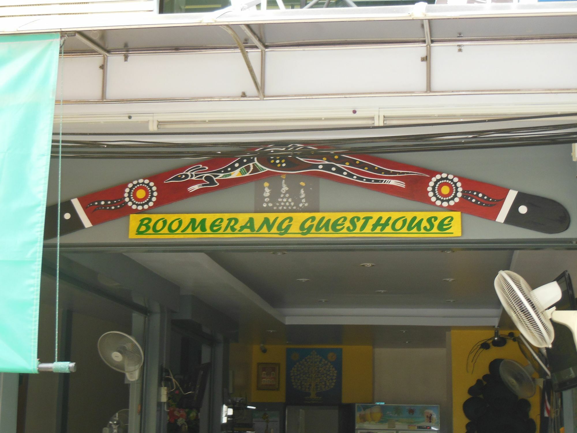 Boomerang Guesthouse And Bar Pattaya Luaran gambar