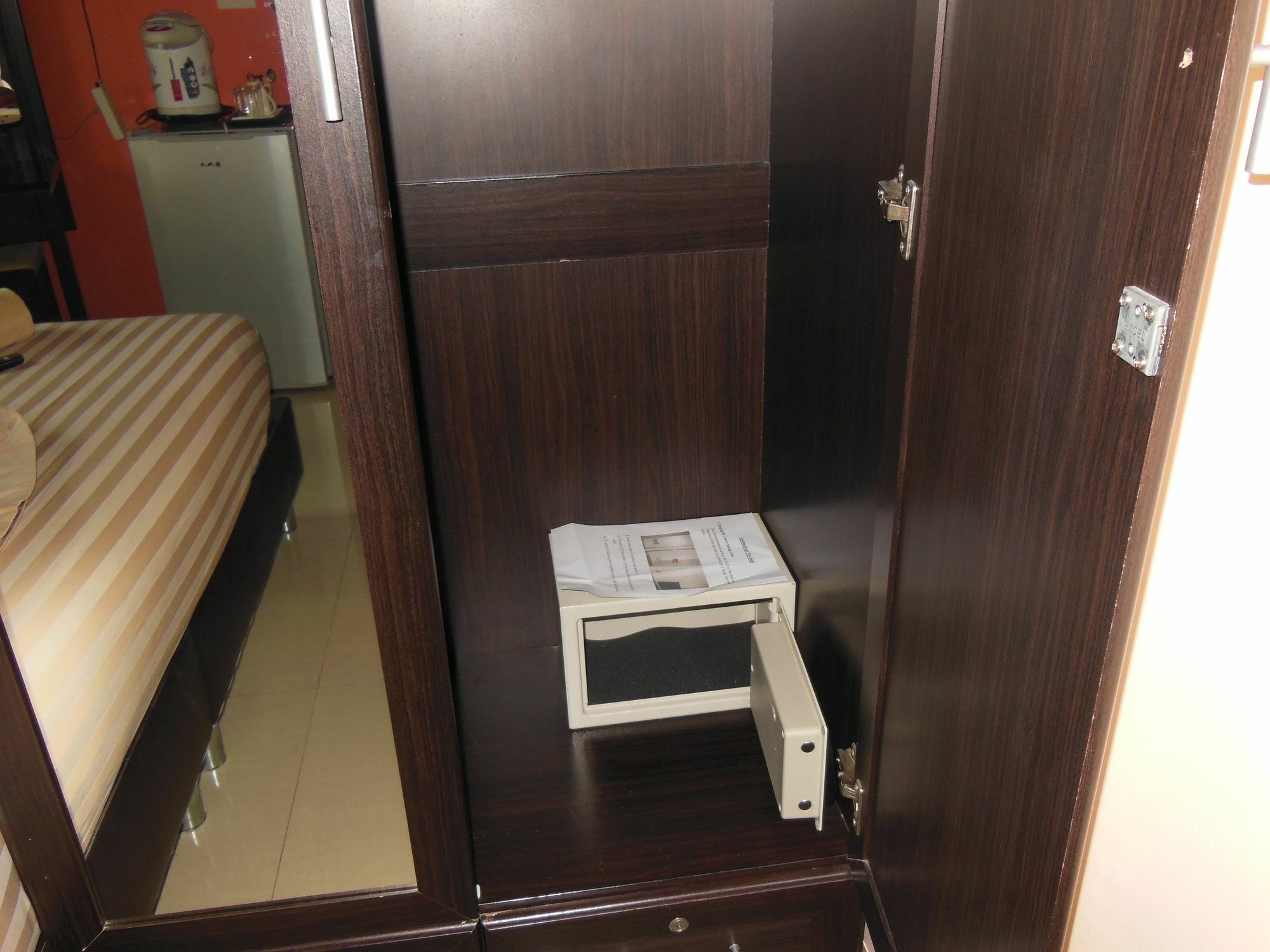 Boomerang Guesthouse And Bar Pattaya Luaran gambar